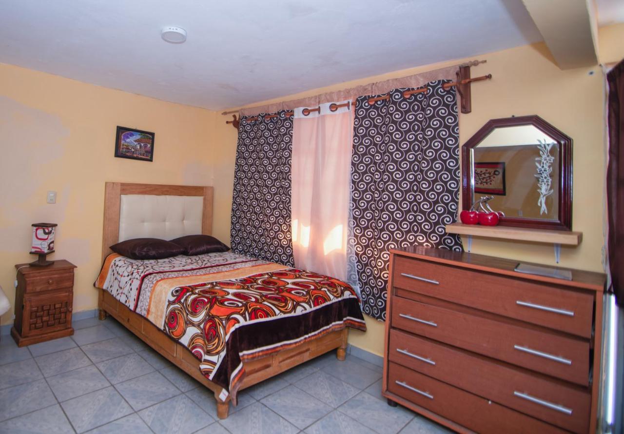 El paraíso de Zacatlán Departamento planta baja, 11 pax Exterior foto