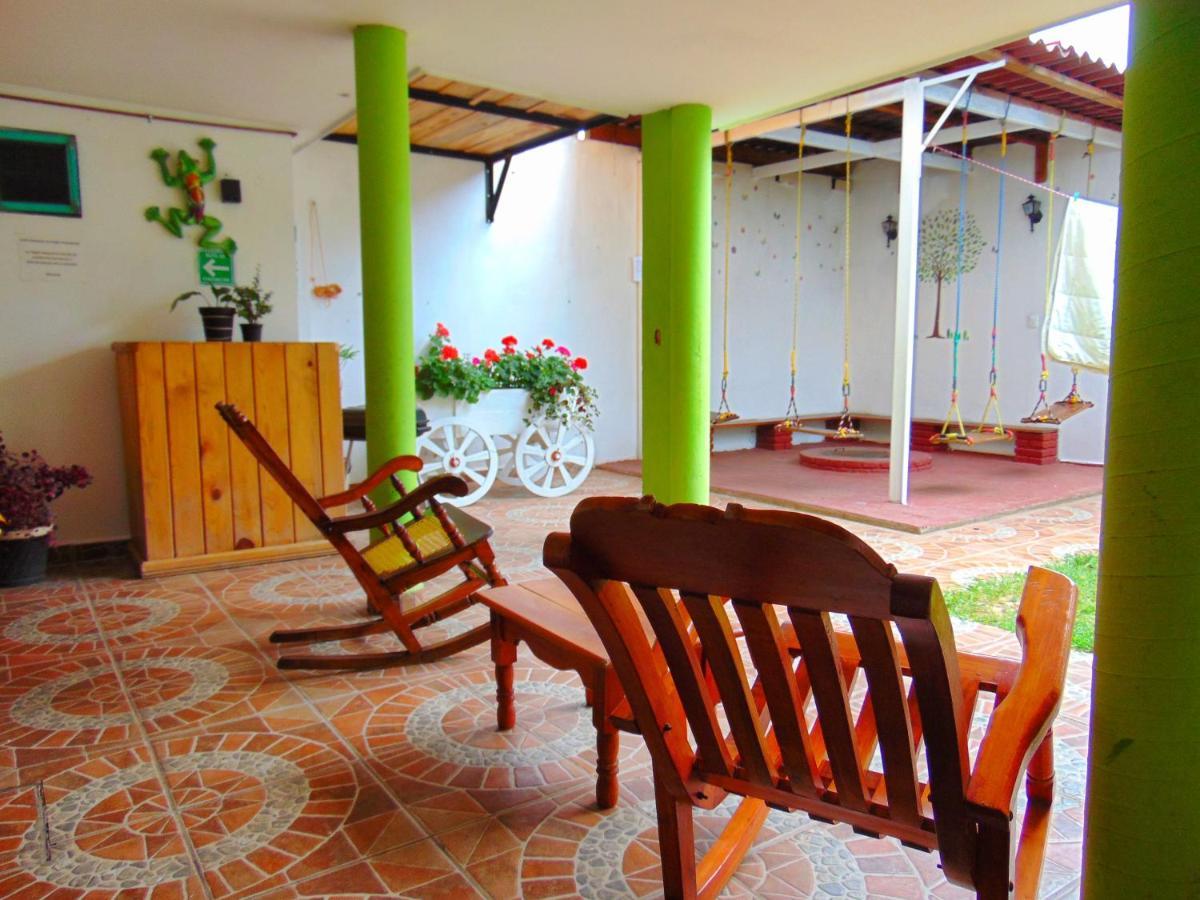 El paraíso de Zacatlán Departamento planta baja, 11 pax Exterior foto