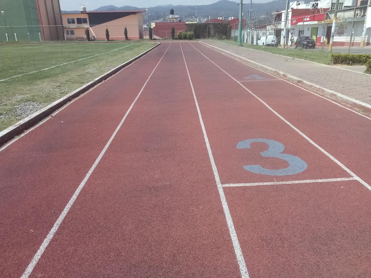 El paraíso de Zacatlán Departamento planta baja, 11 pax Exterior foto